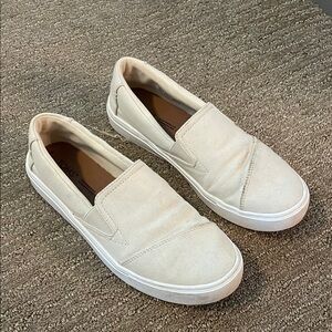 TOMS Cream Slip-On Sneakers